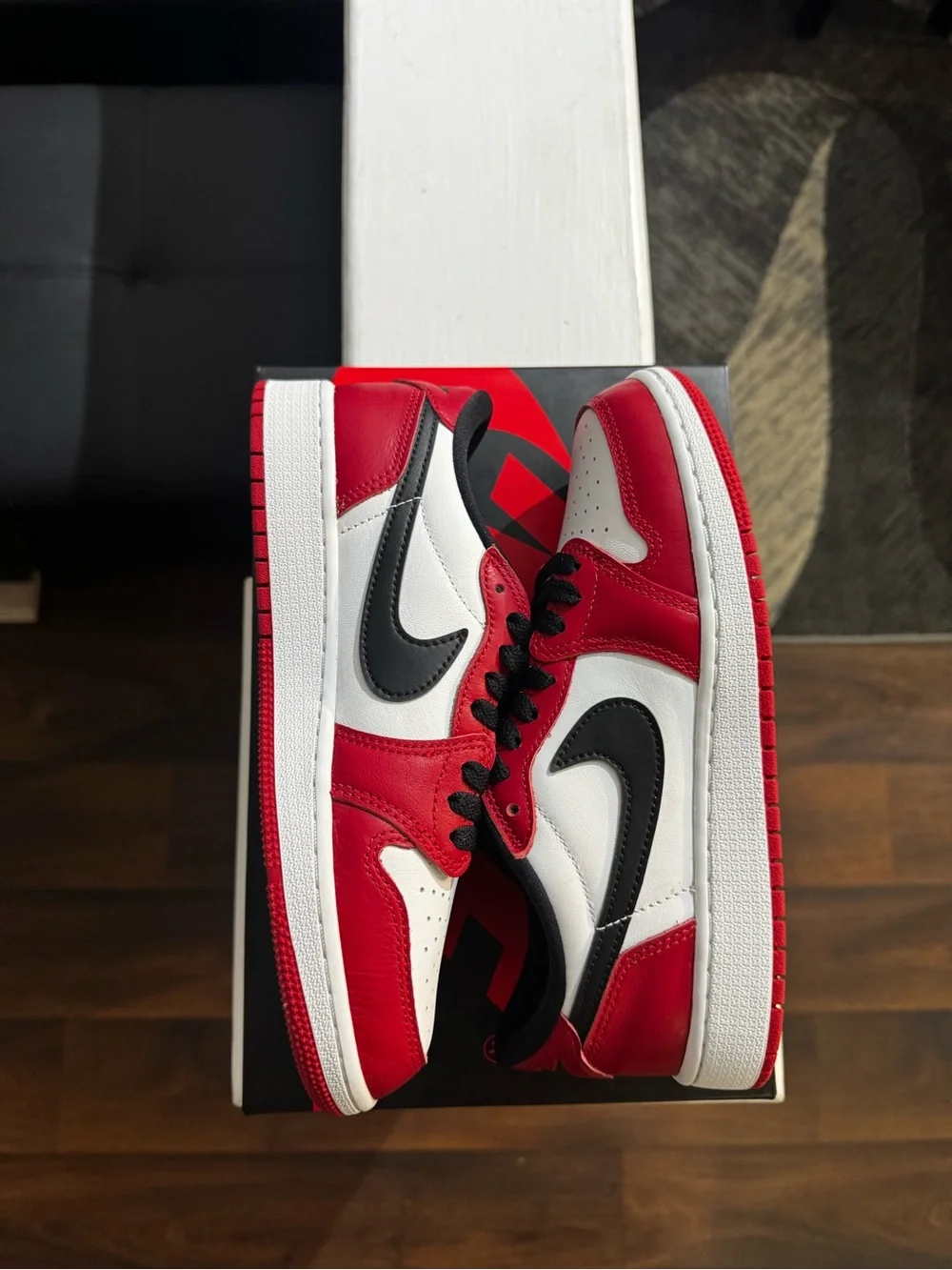 Jordan 1 Retro Low OG Kids 6Y (Youth)